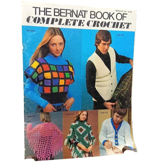 Vintage Bernat Book Of Complete Crochet Patterns 1975 - Picture 1 of 2
